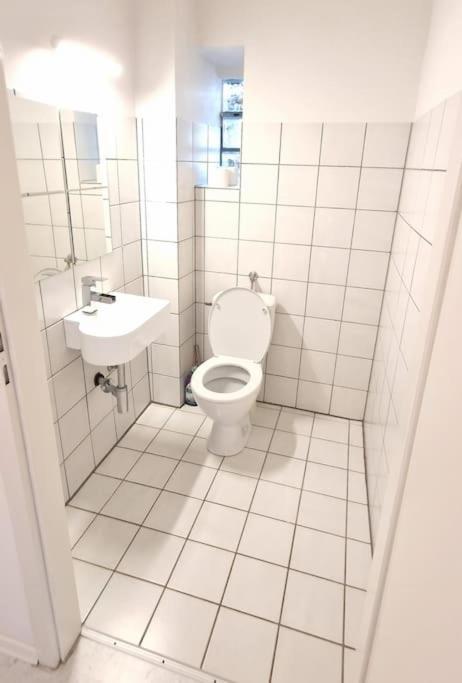 Luna City-Apartment 80Qm 2 Zimmer 2 Baeder 20Km Messe Airport Krefeld Kültér fotó