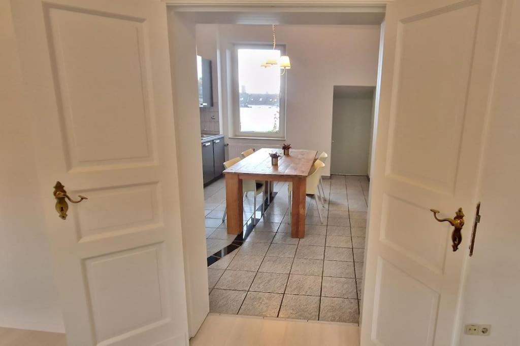Luna City-Apartment 80Qm 2 Zimmer 2 Baeder 20Km Messe Airport Krefeld Kültér fotó